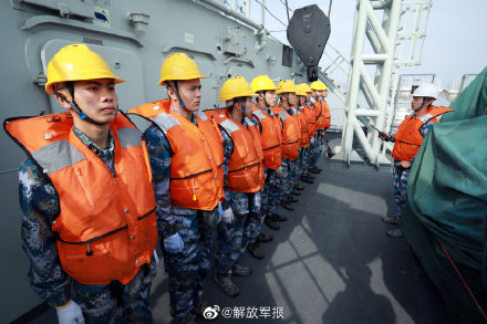 蹈海踏浪！戰艦雷霆出擊