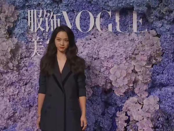 時尚盛宴紅毯！楊冪的身材絕了宋佳吃成包子臉，沒有比童瑤更敢穿