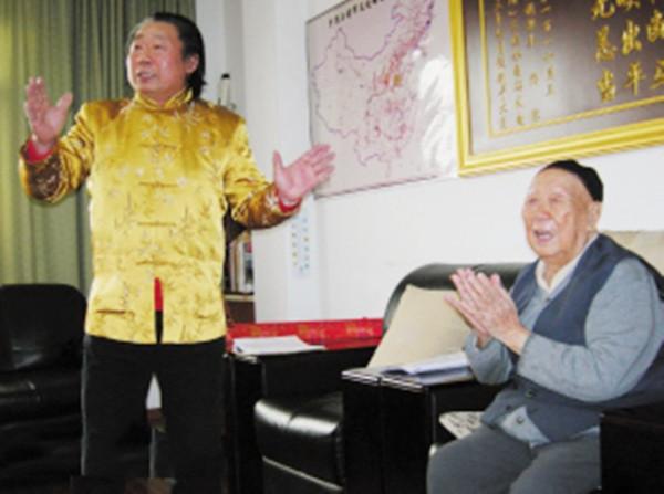 “開國將軍”102歲曾思玉養生秘訣：4大習慣，樂活百年