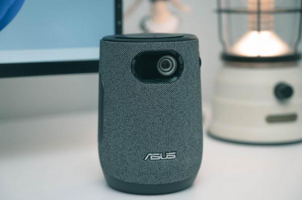 美學巔峰的便攜投影儀，華碩Latte L1的隨身體驗