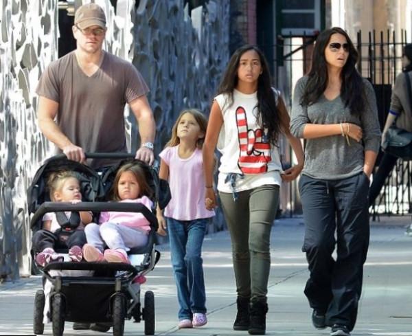 馬特達蒙15年婚姻疑似走到盡頭，被爆酗酒，常不在家，還不戴婚戒