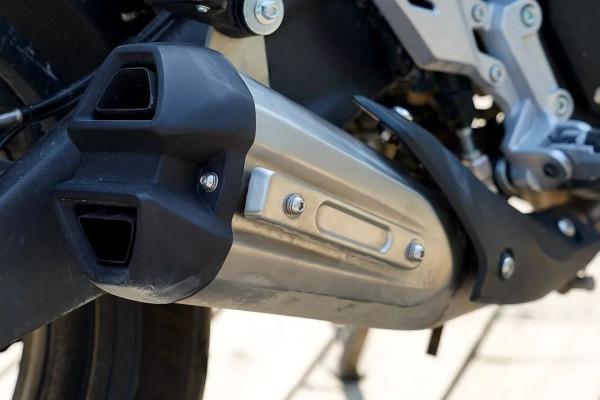 濤哥‘暴力’試駕：隆鑫VOGE無極500DS摩托駕馭感受