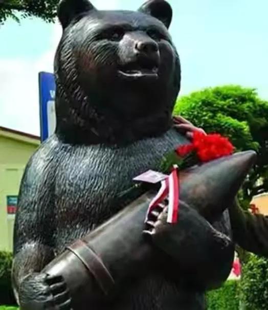 二戰中“最神秘”的戰士：它不是一個人，而是一頭無所畏懼的大熊