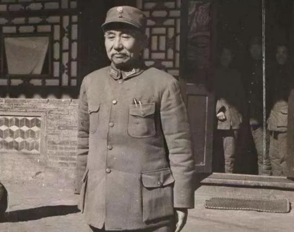 1974年彭德懷逝世，4年後侄女去看望黃克誠：這是伯伯給你的遺物