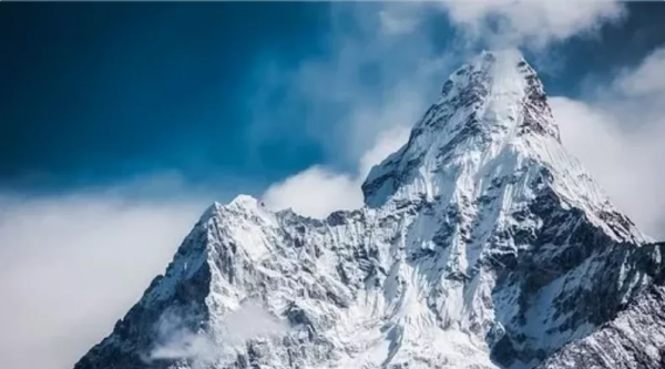 詩詞丨毛澤東眼裡的冬天，豪情萬丈，盡顯光芒