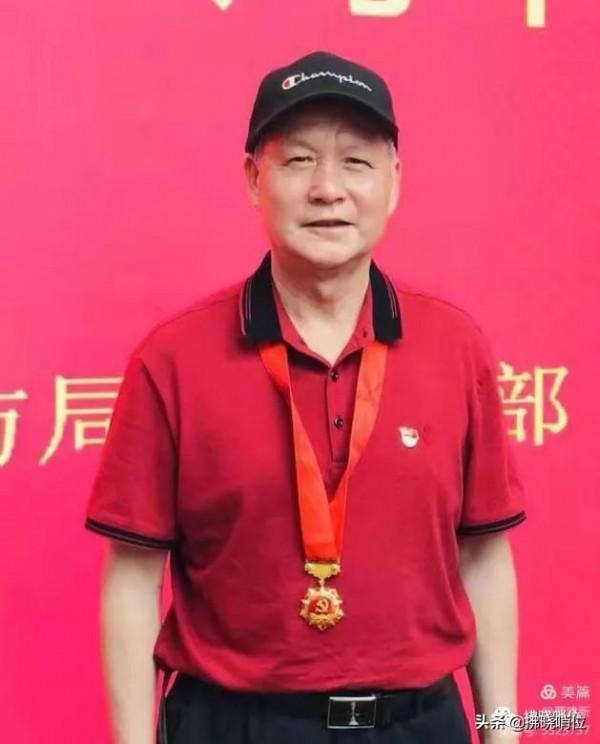 70位光榮在黨50年的老首長、老戰友,你認識幾位? 70位光榮在黨50年的老首長、老戰友,你認識幾位?