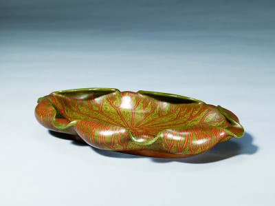 朱豔華綺：從乾隆朝宮廷漆器窺清代漆工藝