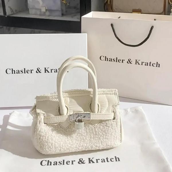 冬天怎麼能少的了這個配飾——毛絨絨小包