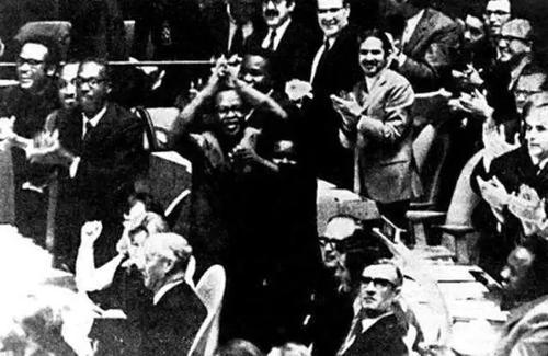 1971年，英法為何與美國結下了樑子？非要支援中國重返聯合國？