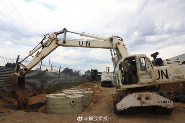 我維和工兵分隊圓滿完成友軍營區汙水處理站構築