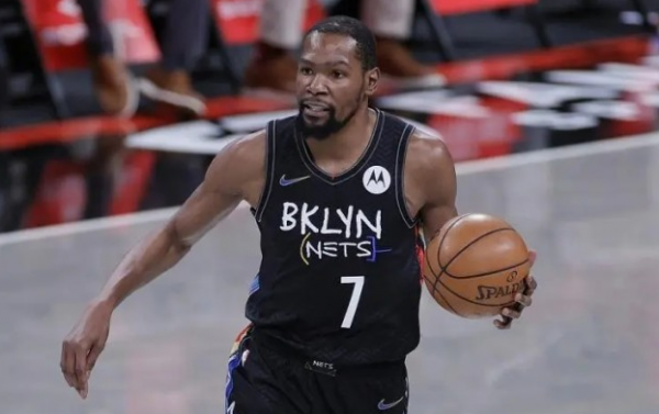 如果讓你在NBA現役球員裡 組一支隊伍,哪5人一起最無解? 如果讓你在NBA現役球員裡 組一支隊伍,哪5人一起最無解?