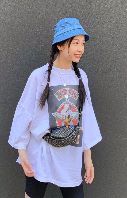 虞書欣私服穿搭 虞書欣私服穿搭