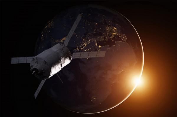 億萬萬歸心似箭的奔赴 便是中秋