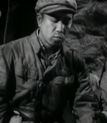 比《水門橋》震撼百倍的《上甘嶺》只有5位演員在世，她去了美國