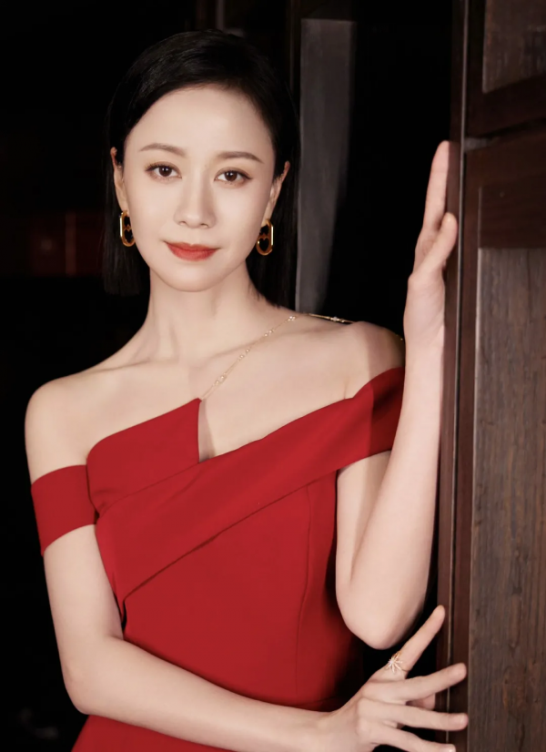 曾為前夫賣房、上失信名單，如今43歲的倪虹潔活出了自己