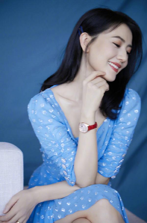 女神高圓圓眼角的皺紋,終究逃不過歲月的洗禮,但依然美豔動人 女神高圓圓眼角的皺紋,終究逃不過歲月的洗禮,但依然美豔動人