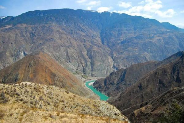 世界三大水電站，前兩個在中國，第二個投產後又是一座“印鈔機”