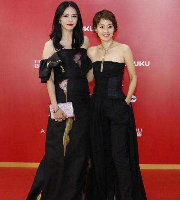 年輕就能同框搶前輩風頭？這6位氣質型大齡女星，後輩難以撼動