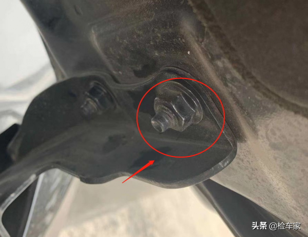 外企女白領中意日系車,買輛二手日產天籟練手,賣家慘被拉黑 外企女白領中意日系車,買輛二手日產天籟練手,賣家慘被拉黑