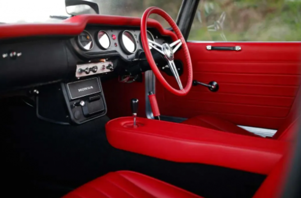 本田說&OpenCurlyDoubleQuote;讓我們創造世界上獨一無二的東西&rdquo;也的確做到了