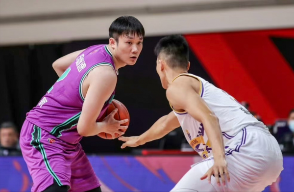 山東隊好訊息！場均18分外援歸隊，小丁缺陣，鋒線還有3人可用