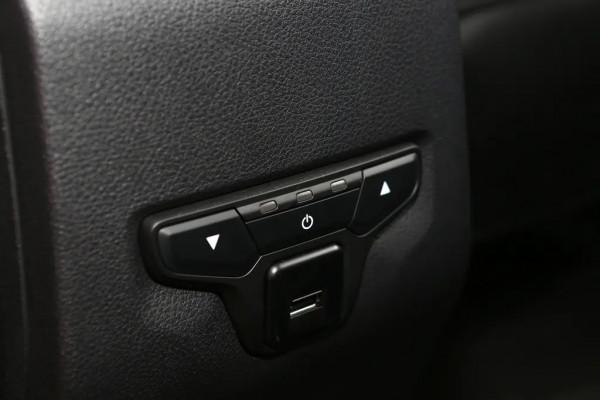 五菱宏光S3對比斯威X7，國產中型SUV如何選擇？