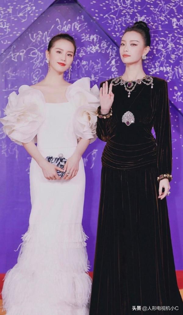 有一種傷害叫“和張梓琳同框”！娛樂圈合影殺手大盤點