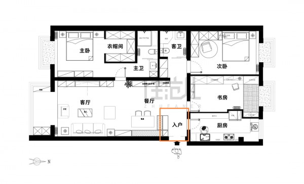 135㎡的家75㎡收納，放著好好的房子不住，到底怎麼想的？