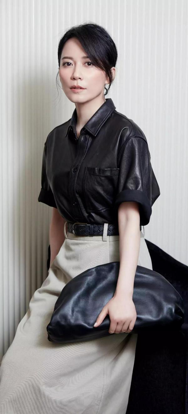 不老女神俞飛鴻絕美高畫質桌布:有一種美叫俞飛鴻 成熟優雅 魅力無限 不老女神俞飛鴻絕美高畫質桌布:有一種美叫俞飛鴻 成熟優雅 魅力無限