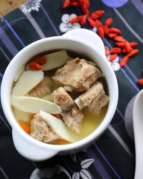 對廣東人來說,吃飯最重要的環節就是喝湯,教你十種靚湯做法 對廣東人來說,吃飯最重要的環節就是喝湯,教你十種靚湯做法