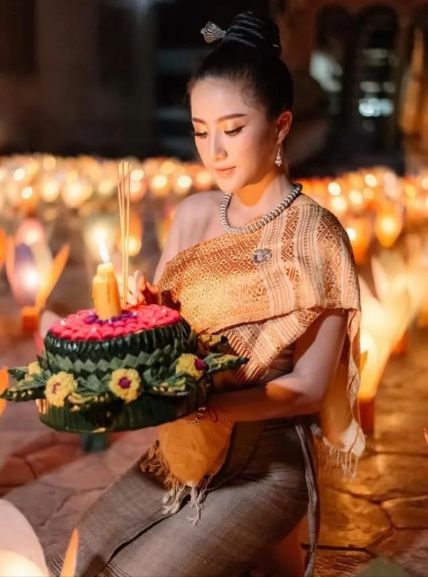 寮國今日出夏,沒有花燈的出夏節,最美的圖全都在這裡啦 寮國今日出夏,沒有花燈的出夏節,最美的圖全都在這裡啦