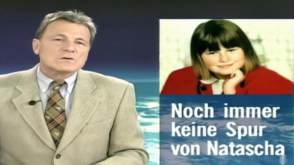 1998年，奧地利10歲女孩上學途中遭綁架，8年後獲救，卻疑點重重