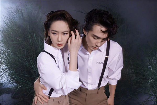 戚薇李承鉉一家三口出遊，同框溫馨有愛，6歲Lucky身高矚目