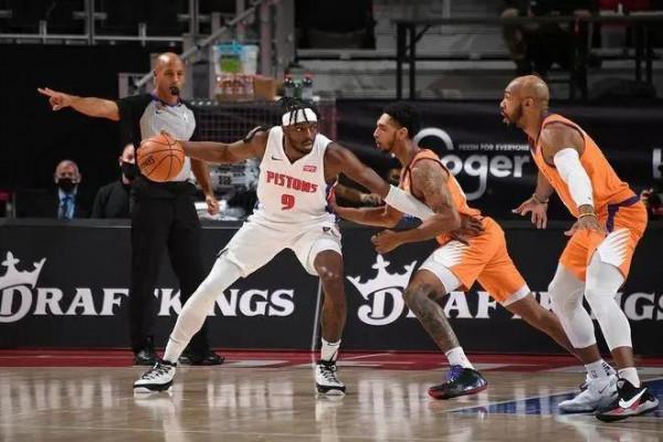 本賽季身在曹營的十大球星，拉文走為上策，詹姆斯歸心似箭