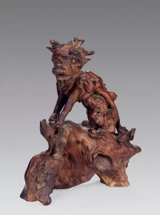 奇木巧雕,美不勝收 奇木巧雕,美不勝收