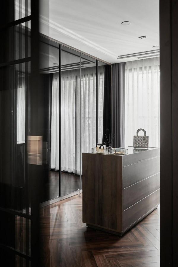 看了這套140㎡,才明白什麼是優雅格調,像是觀賞一場“老電影” 看了這套140㎡,才明白什麼是優雅格調,像是觀賞一場“老電影”