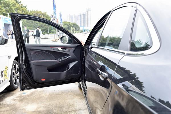 四輪獨懸 +1.5T 頂配不到10萬!凱翼軒度試駕體驗 四輪獨懸 +1.5T 頂配不到10萬!凱翼軒度試駕體驗