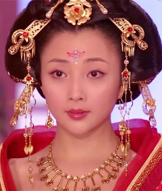 殷桃版武則天下