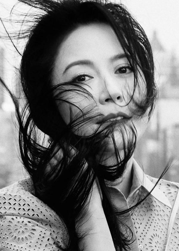 為什麼俞飛鴻的&OpenCurlyDoubleQuote;凡爾賽&rdquo;不讓人討厭？