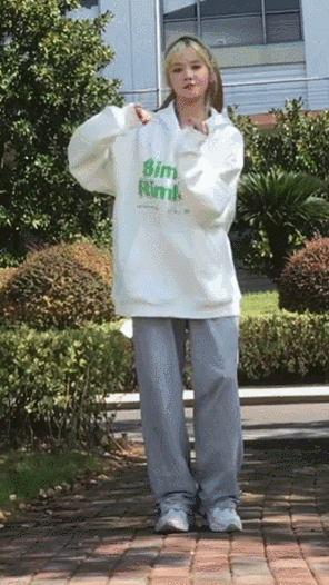 井川裡予的家庭深淵：替“吸血”父母還債，供養同父異母的弟弟