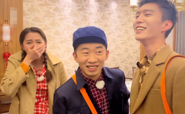 鞠婧禕代言假髮,楊冪黃曉明玩梗,他們算是把“自黑”玩明白了 鞠婧禕代言假髮,楊冪黃曉明玩梗,他們算是把“自黑”玩明白了