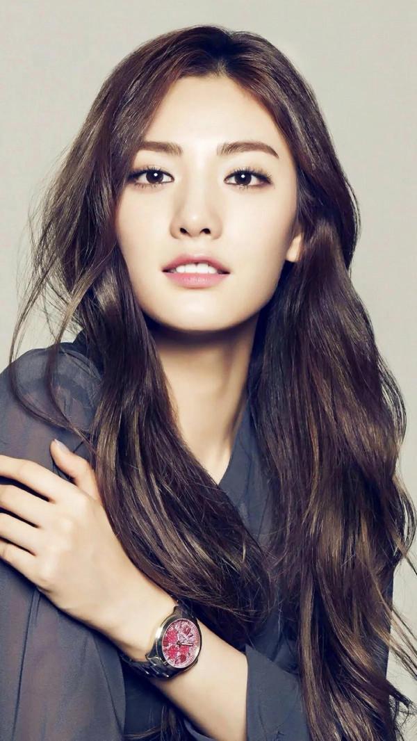 連續兩年被評為世界最美 林珍娜