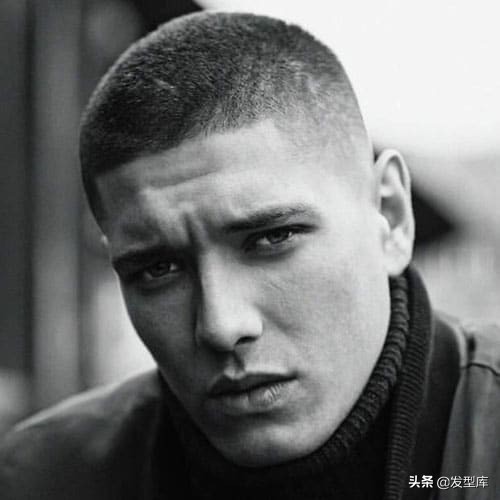 微卷 輕燙 側背頭 紋理燙 漸變 寸頭 丸子頭 二分頭 一次看男士髮型案例 微卷 輕燙 側背頭 紋理燙 漸變 寸頭 丸子頭 二分頭 一次看男士髮型案例