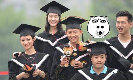 “沒那火命”李現的逆襲史，磨鍊十年，逆天改命意外做成“頂流”