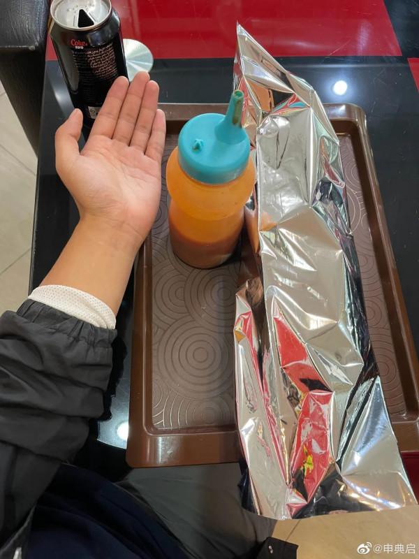 落地伊朗後認識華人阿銘，他是從阿富汗死裡逃生的新冠重症患者