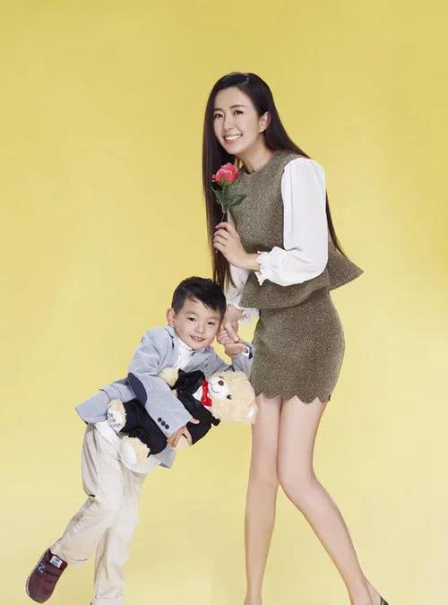 演員楊童舒，34歲在劇組意外懷孕，老公只是一個普通生意人