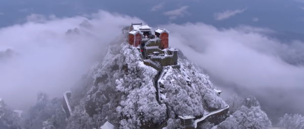 武當山神蹟！600年長明燈、雷火煉殿、海馬吐霧