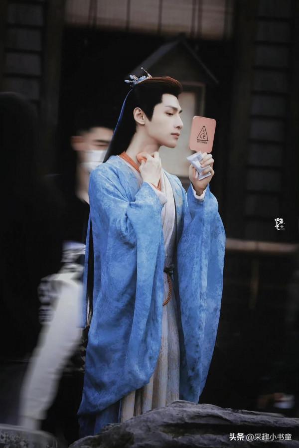 電視劇《長月燼明》,第一張羅雲熙和白鹿好有氛圍感 電視劇《長月燼明》,第一張羅雲熙和白鹿好有氛圍感