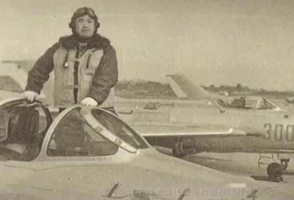 這個中秋，頭條尋人邀你打卡《闔家》藝術展：明月千里，回家永恆