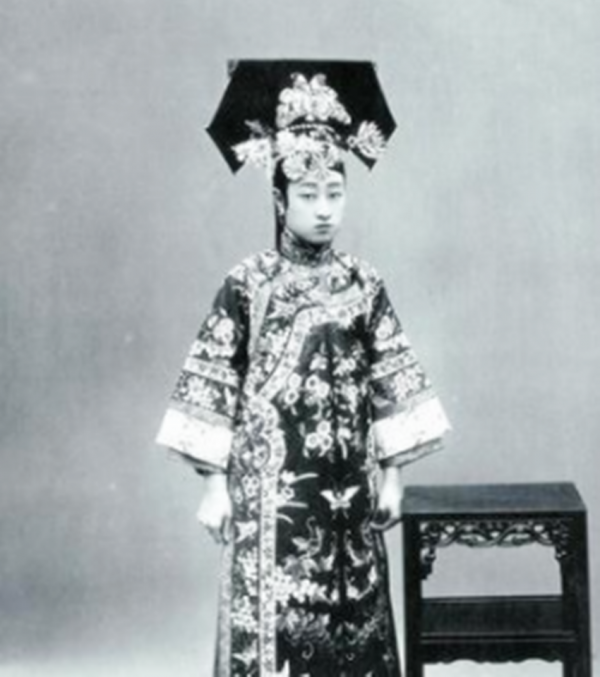 滿清時期,漢人的地位有多低?“旗奴”一詞很多人都沒聽說過 滿清時期,漢人的地位有多低?“旗奴”一詞很多人都沒聽說過